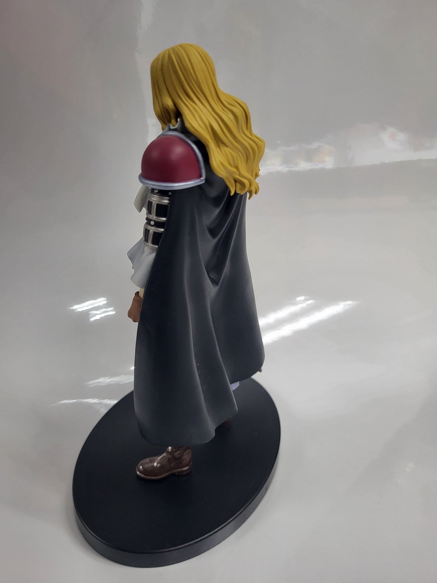 BASIL.HAWKINS (ONE PIECE)