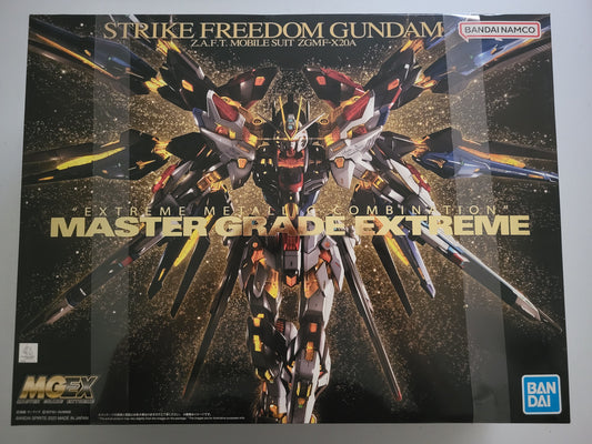MGEX 1/100 STRIKE FREEDOM GUNDAM