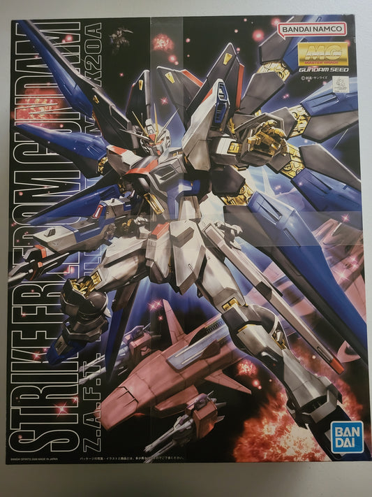 MG 1/100 STRIKE FREEDOM