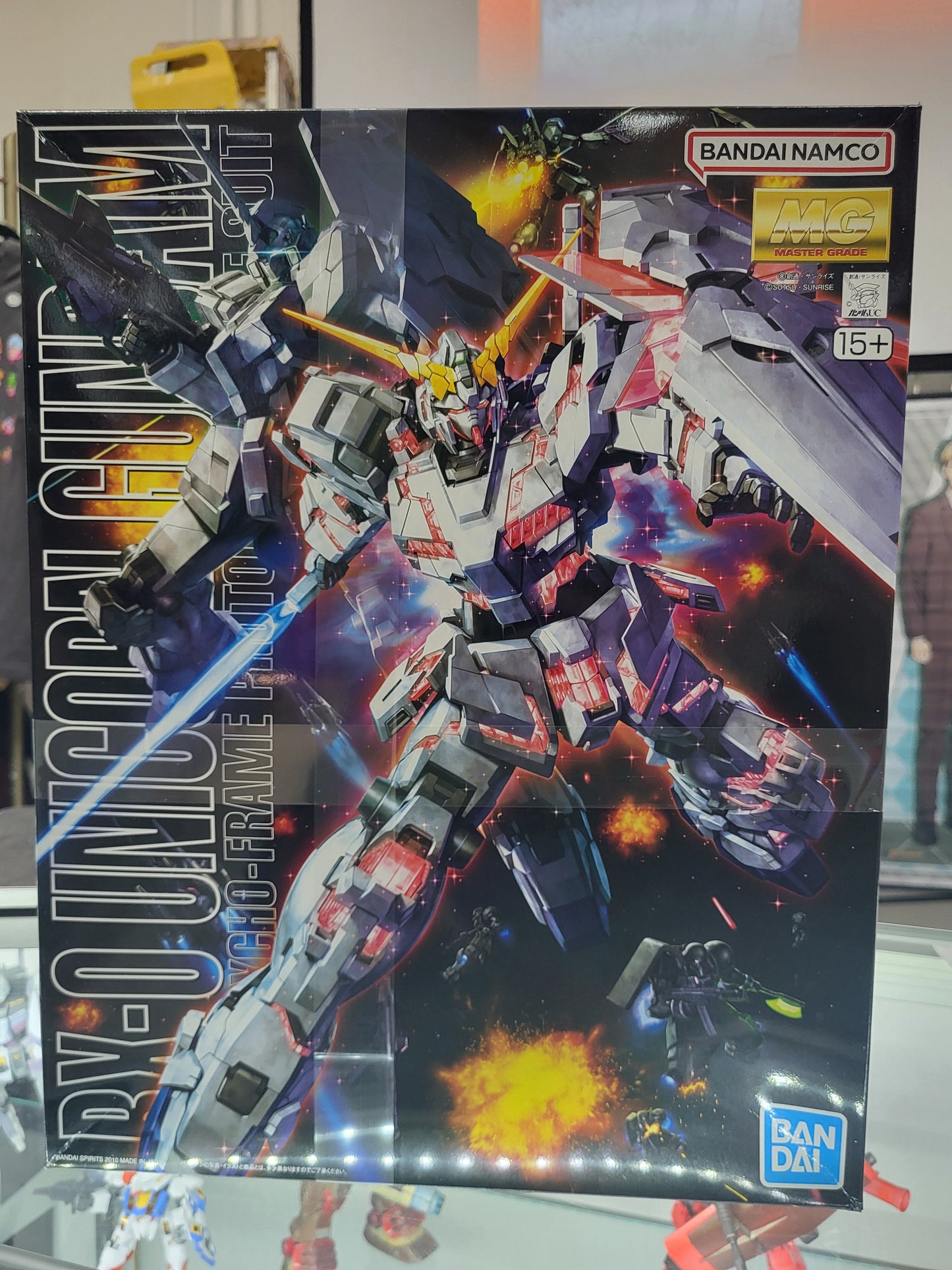 MG 1/100 UNICORN GUNDAM